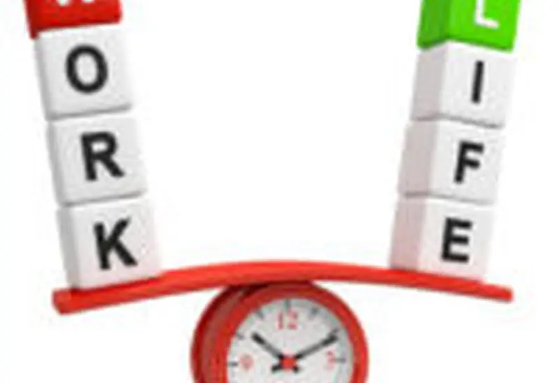 Peut-on obliger des commerçants à ouvrir les jours fériés et les salariés à travailler ces jours là ?